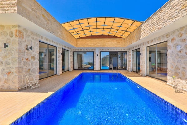 Villa Nihan-8, Süit Odalı, Isıtmalı Havuzlu, Markete Yakın Villa 2