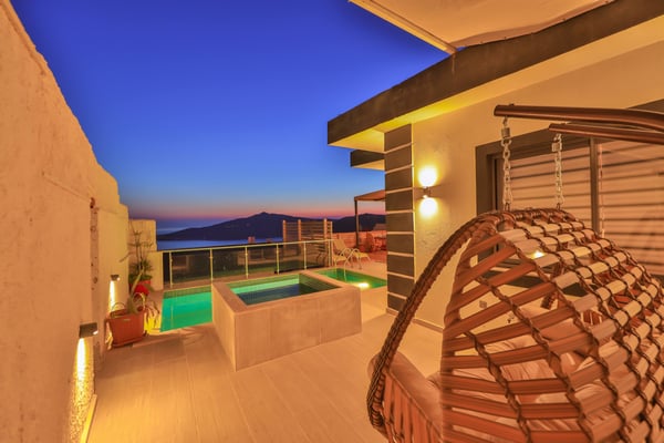 Villa Han-1, Korunaklı Yüzme Havuzlu, Jakuzili 2