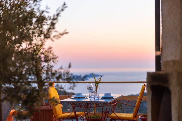 Villa Han-3, Süit Yatak Odalı, Isıtmalı Havuzlu, Muhafazakar Villa 3