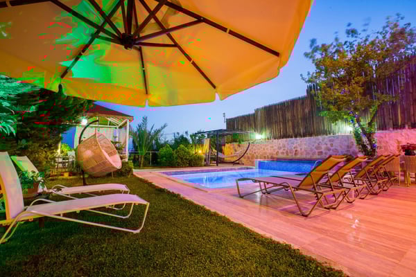 Villa Akari-1, Altı Kişilik, Deniz Manzaralı Muhafazakar Villa 1
