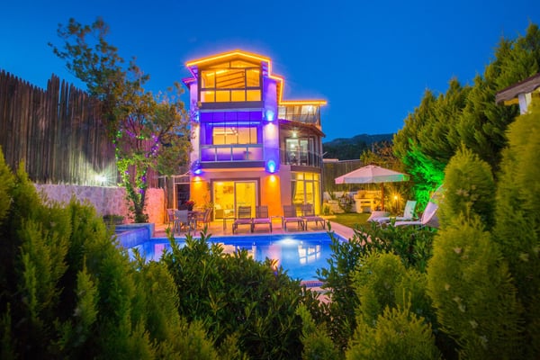 Villa Akari-1, Altı Kişilik, Deniz Manzaralı Muhafazakar Villa 2