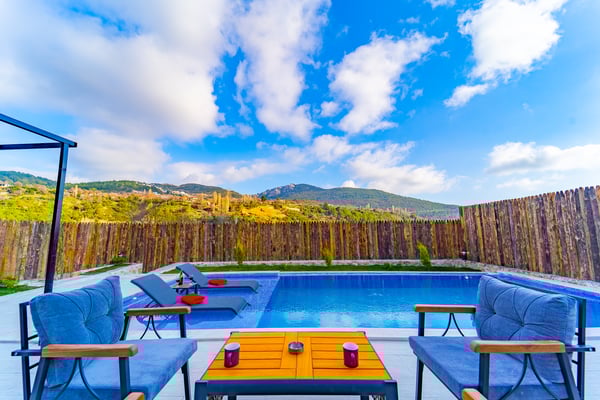 Villa Helen-4, Taş Mimarili, Jakuzili Muhafazakar Havuzlu Villa 3
