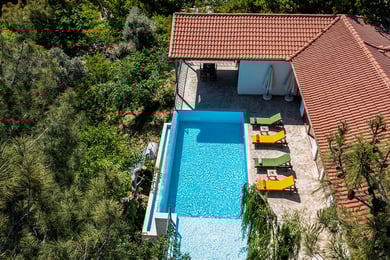 Villa Asil, Geniş Havuzlu, Deniz Manzaralı, Jakuzili Lüks Villa 3