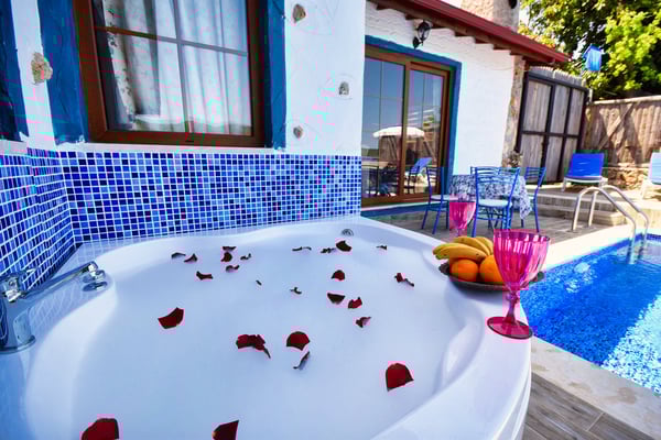 Villa Karya-2, Doğa İçerisinde, Jakuzili Lüks Villa 1