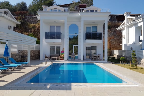 Villa Lena, Geniş Yüzme Havuzlu, Markete Yakın Lüks Villa 2