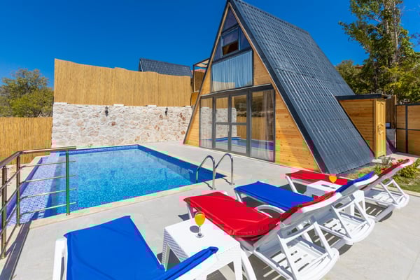 Villa Helin-2, Korunaklı Havuzlu, Doğa İçerisinde Lüks Villa 1
