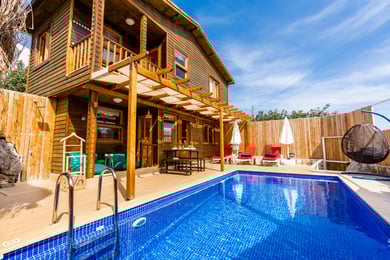 Villa Arjin, Doğa İçerisinde, Deniz Manzaralı, Jakuzili Lüks Villa 2