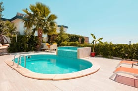 Villa Han-6, Süit Odalı, Jakuzili ve Havuzlu Balayı Villası 3