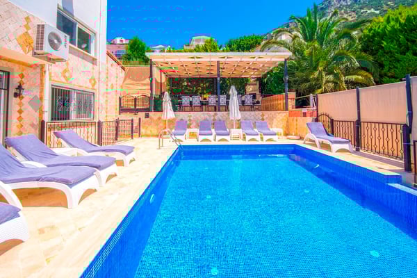 Villa Şölen, 19 Konuk Kapasiteli, Manzaralı, Doğa İçinde Villa 3