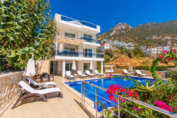 Villa Verde, Deniz Manzaralı, Denize Yakın, Süit Odalı Villa 1