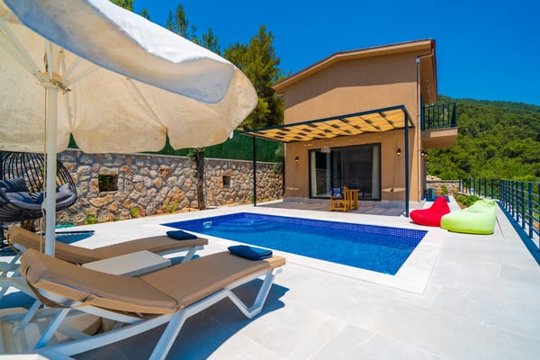 Villa Kalp-2, Korunaklı Havuzlu, Jakuzili Lüks Villa 1