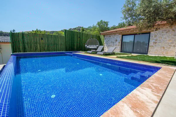 Villa Hayli-2, Kalkan Bölgesinde, Muhafazakar Villa ve 1 Odalı 1