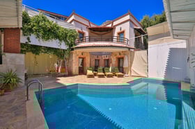 Villa Gönül, Deniz Manzaralı, Denize Yakın Konumda Villa 2