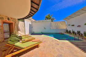 Villa Gönül, Deniz Manzaralı, Denize Yakın Konumda Villa 3