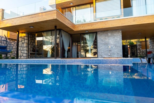 Villa Poyraz-4, Doğa İçerisinde, Süit Yatak Odalı Villa 2
