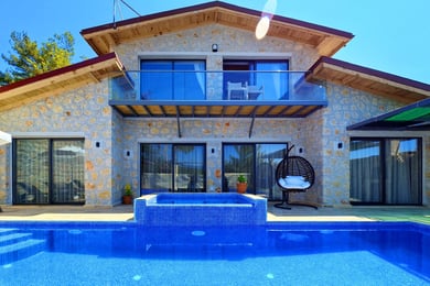 Villa Likya-4, Çocuk Havuzlu, Taş Mimarili, Jakuzili 1