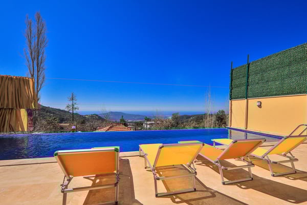 Villa Doğa-4, Kalkan Bölgesinde, Isıtmalı Havuzlu ve Çift Jakuzili Lüks Villa 2