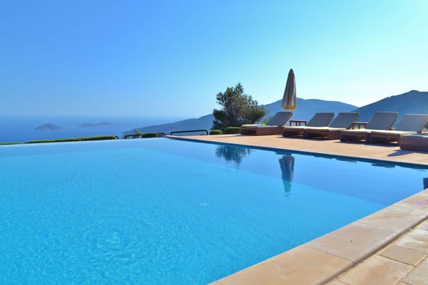 Villa Kalunta, Geniş Havuzlu, Sinema Odalı Lüks Villa 3