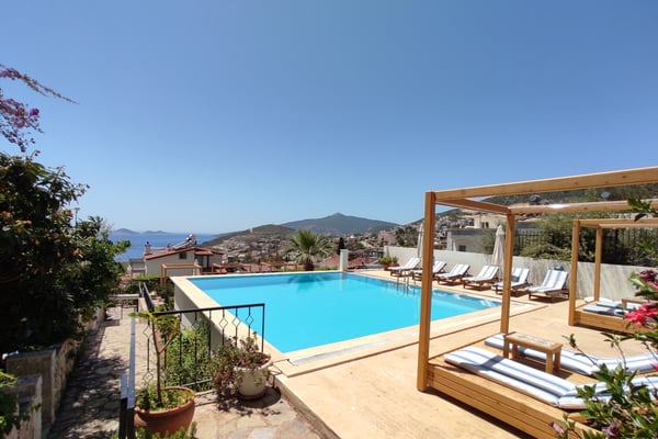 Villa İris, Deniz Manzaralı, Merkezi Konumda, Denize Yakın Villa 3