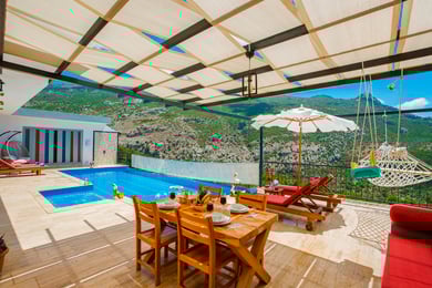 Villa Secret-1, Deniz Manzaralı, Isıtmalı Havuzlu, Muhafazakar 3