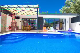 Villa Monza-1, Jakuzili Muhafazakar Balayı Villası 1