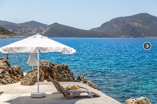 Villa Yerdeniz-3, Denize sıfır, Deniz Manzaralı, 2 Odalı ve Kendine ait Plajlı Villa 1
