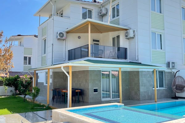 Villa Kırçıl-12, Belek Bölgesinde, Merkezi konumda ve 5 Odalı 3