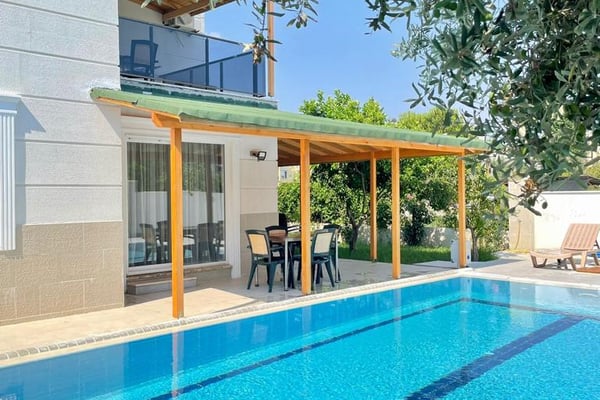 Villa Kırçıl-22, Belek Bölgesinde, Merkezi konumda ve 4 Odalı 2