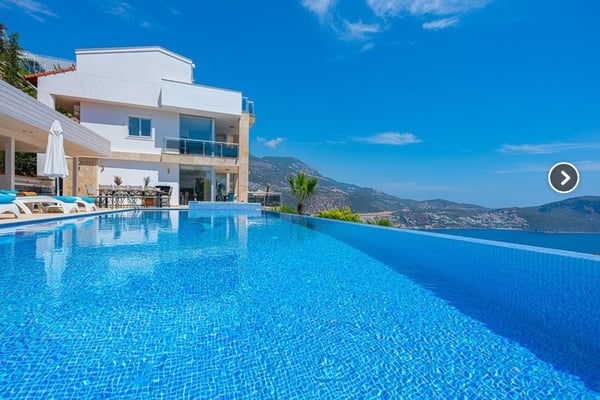 Villa Pegasus, Deniz Manzaralı, Jakuzili, Merkezi Konumda Villa 1
