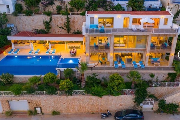 Villa Pegasus, Deniz Manzaralı, Jakuzili, Merkezi Konumda Villa 2