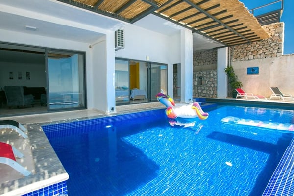 Villa Avun, Merkezi Konumda, Jakuzili, Lüks Korunaklı Villa 3