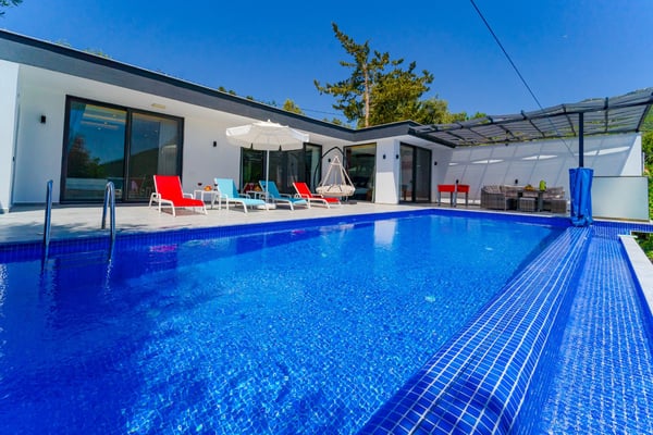 Villa Mızrap, Korunaklı Havuzlu, Jakuzili, Doğa İçinde Villa 1