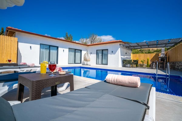 Villa Saybal, Korunaklı Havuzlu, Jakuzili Villa 2