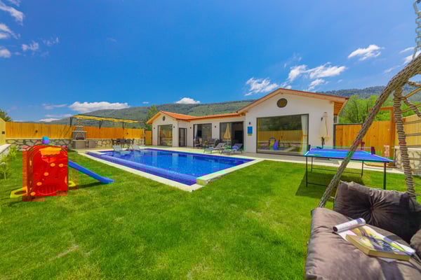 Villa Despina, İki Odalı, 5 Kişilik, Korunaklı Havuzlu, Jakuzili Villa 2