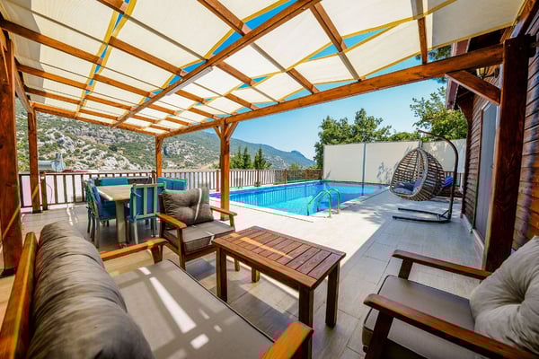 Villa Ladin, Geniş Yüzme Havuzlu, Kusursuz Manzaralı Villa 3