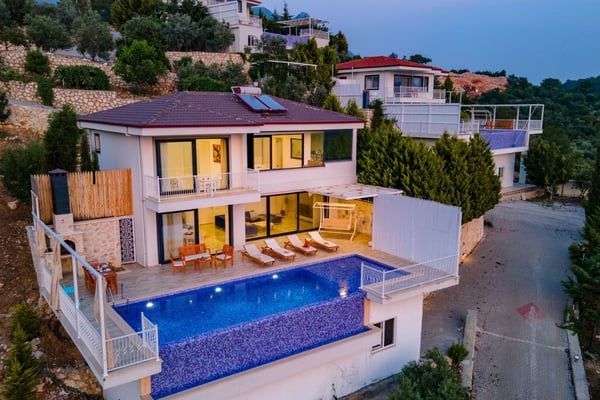 Villa Mısra-2, Isıtmalı Havuzlu, Jakuzili, Doğa İçerisinde Lüks Villa 1