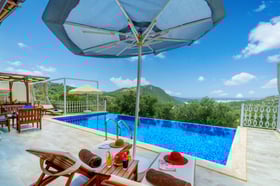 Villa Mısra-3, Taş Mimarili, Korunaklı Havuzlu, Jakuzili Lüks Villa 3