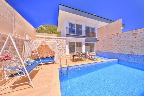 Villa Asel-1, Korunaklı Havuzlu, Doğa İçerisinde, Jakuzili Villa 2