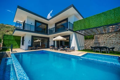 Villa Susano-1, Jakuzili, Doğa İçerisinde Lüks Villa 1