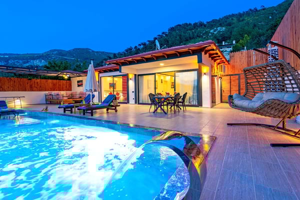 Villa Gala-2, Muhafazakar Yüzme Havuzlu, Site İçinde Lüks Villa 2