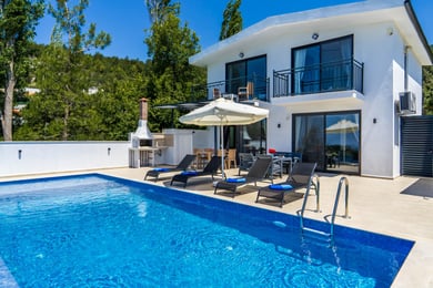 Villa Fulya-3, Deniz Manzaralı, Doğa İçinde, Süit Odalı Lüks Villa 2