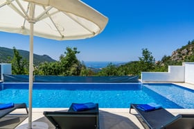 Villa Fulya-3, Deniz Manzaralı, Doğa İçinde, Süit Odalı Lüks Villa 3
