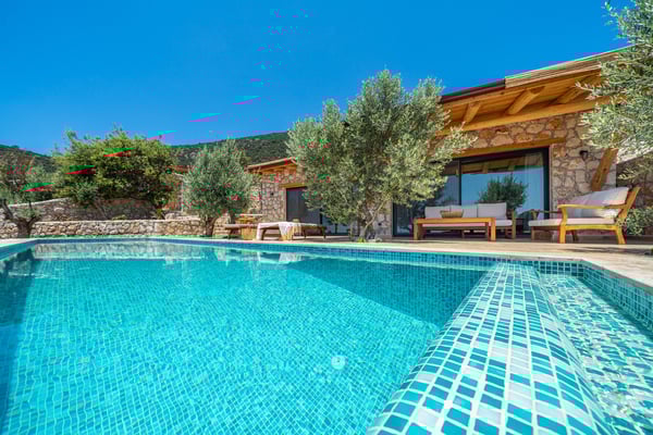 Villa Gökdeniz, Balayına Uygun, Denize Sıfır, Kendine ait Plajlı Villa 2