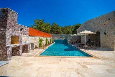Villa Likya-6, Taş Mimarili, Jakuzili Villa 2