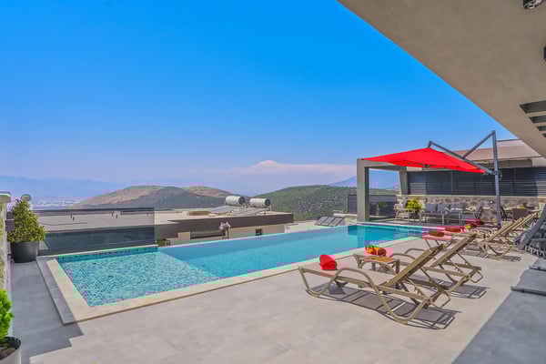 Villa Albertina-2, Hamam, Sauna ve Kapalı Havuzlu Villa 3