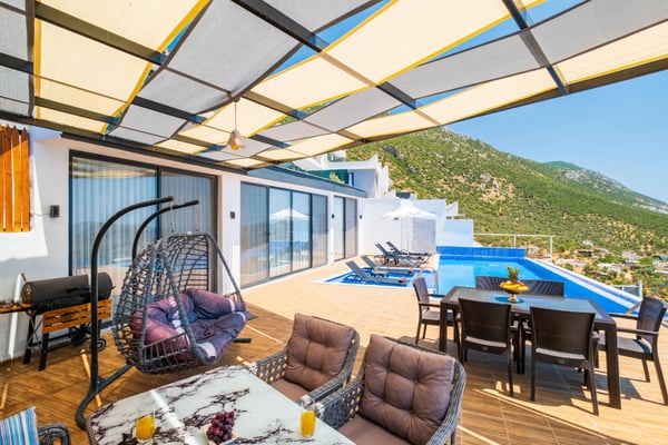 Villa Petalo-1, Muhteşem Manzaralı, Isıtmalı Havuzlu ve Jakuzili 1