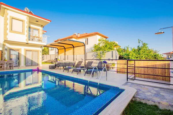 Villa Unedo-2, Korunaklı Havuzlu, Doğa İçerisinde, Jakuzili Villa 1