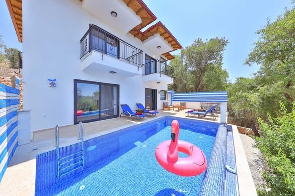 Villa Liva, Korunaklı Havuzlu, Muhteşem Manzaralı Villa 1