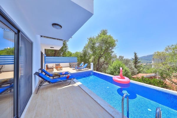 Villa Liva, Korunaklı Havuzlu, Muhteşem Manzaralı Villa 3