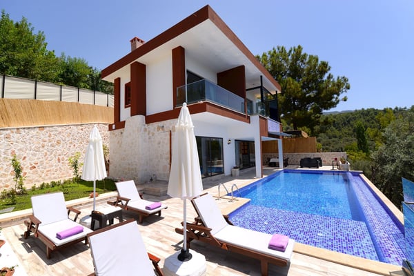Villa Gökyüzü, Korunaklı Havuzlu, Deniz Manzaralı, Şömineli Villa 1